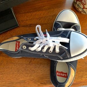 Levi’s sneakers